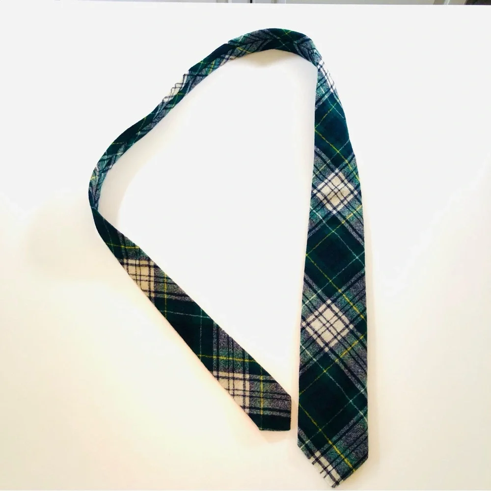 Pendleton Vintage 100% Virgin Wool Men’s Tartan Plaid Neck Tie, Blue Green White